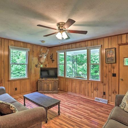 Secluded Marshall Cabin Near Appalachian Trail Экстерьер фото
